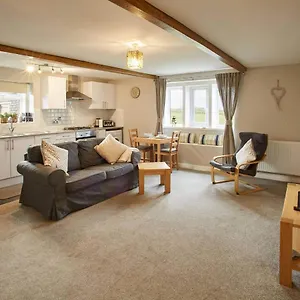 Host & - Cosy Emley