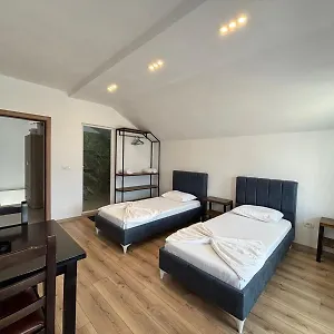 https://arbi-guest-house.albaniahotels.org
